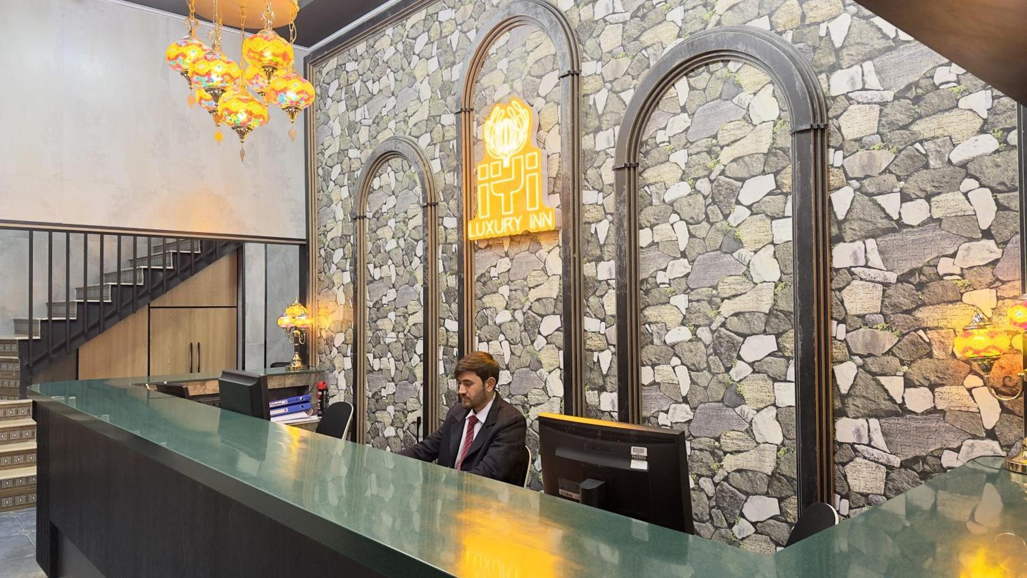 Iyi Luxury Inn Swat Saidu Sharif 外观 照片