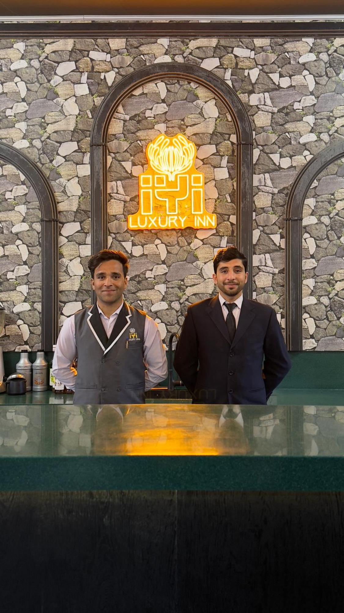 Iyi Luxury Inn Swat Saidu Sharif 外观 照片