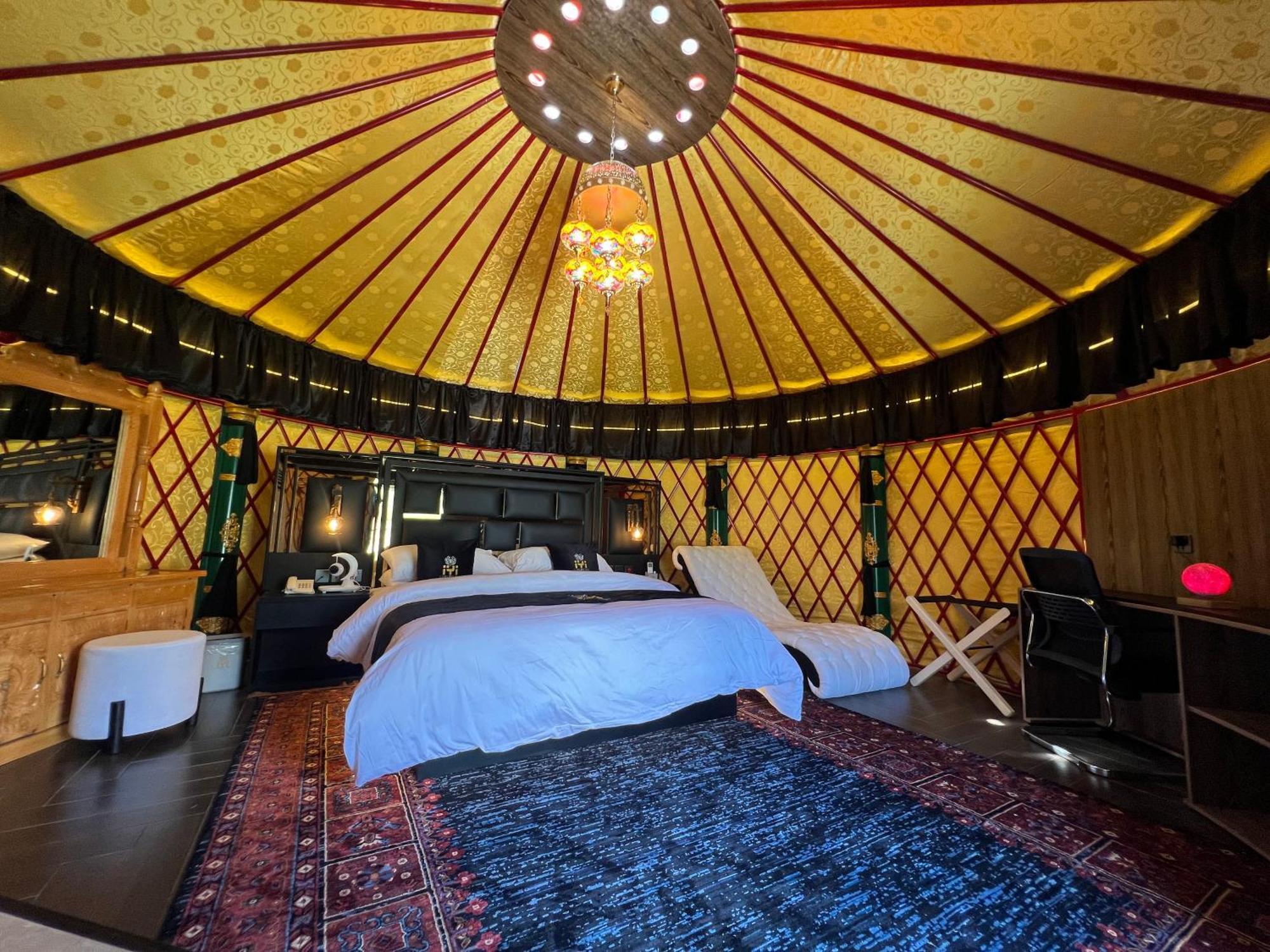 Iyi Luxury Inn Swat Saidu Sharif 外观 照片