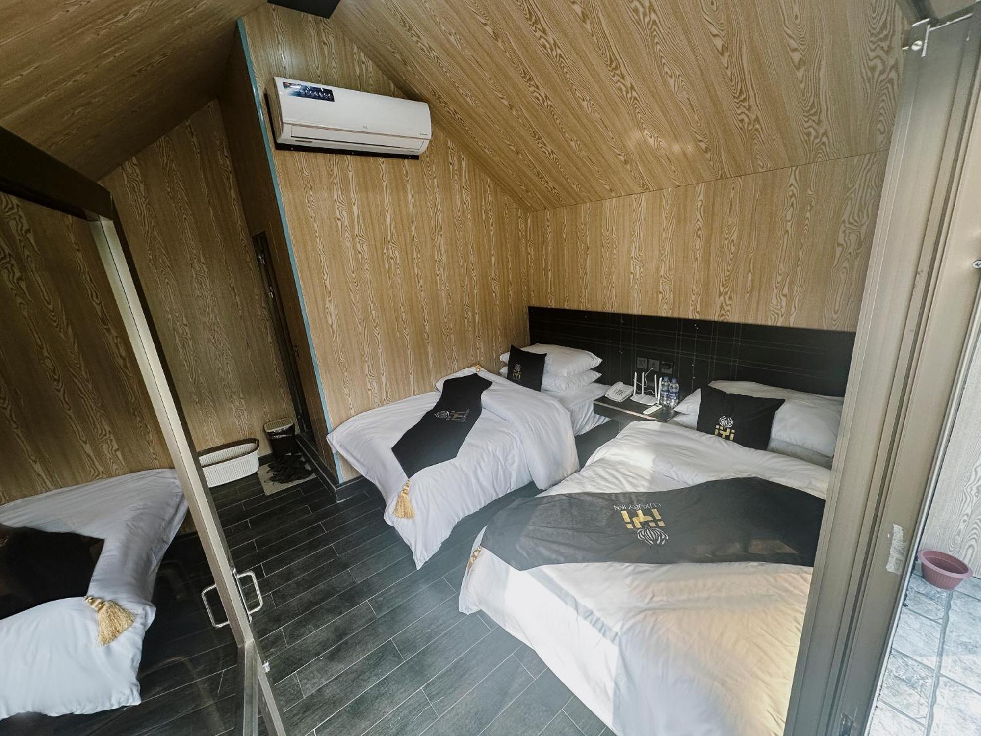 Iyi Luxury Inn Swat Saidu Sharif 外观 照片