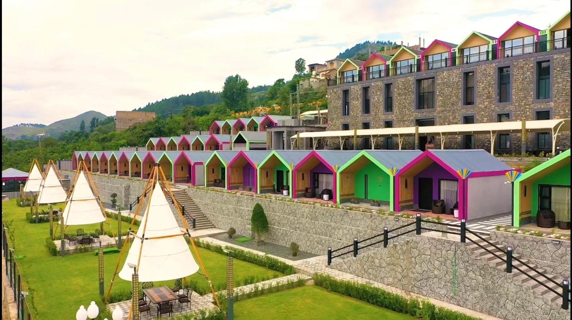 Iyi Luxury Inn Swat Saidu Sharif 外观 照片