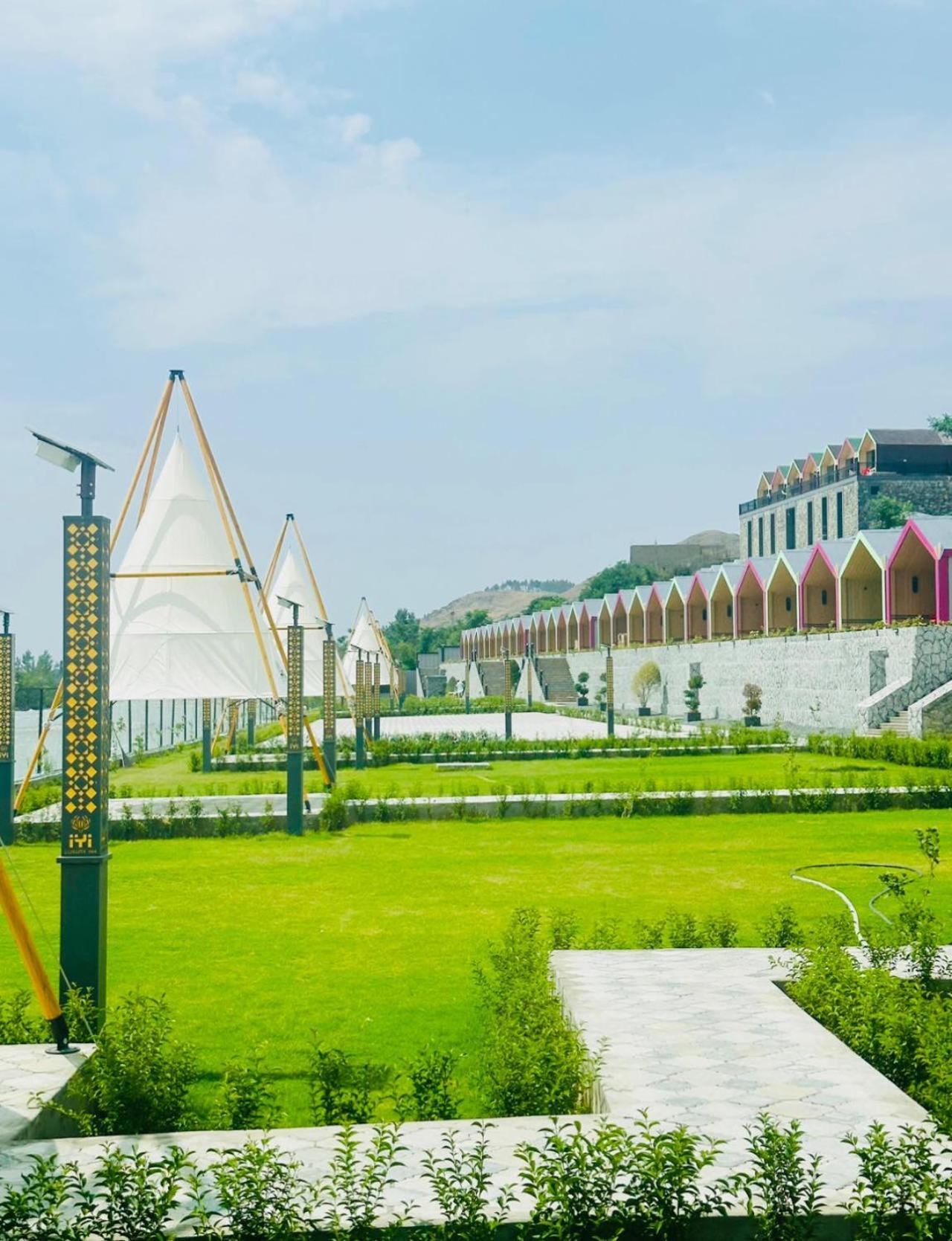 Iyi Luxury Inn Swat Saidu Sharif 外观 照片