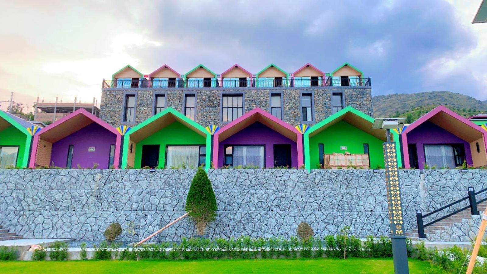 Iyi Luxury Inn Swat Saidu Sharif 外观 照片